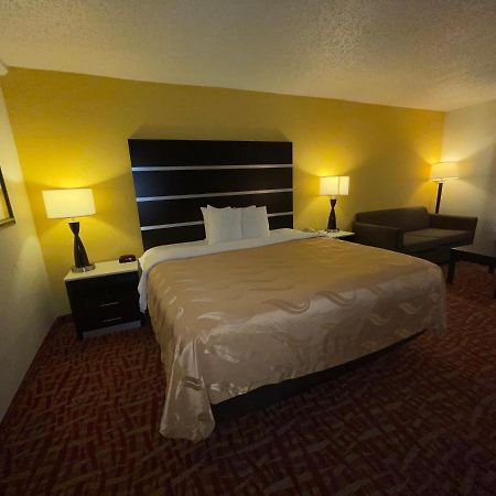 Quality Inn Fort Smith I-540 Экстерьер фото