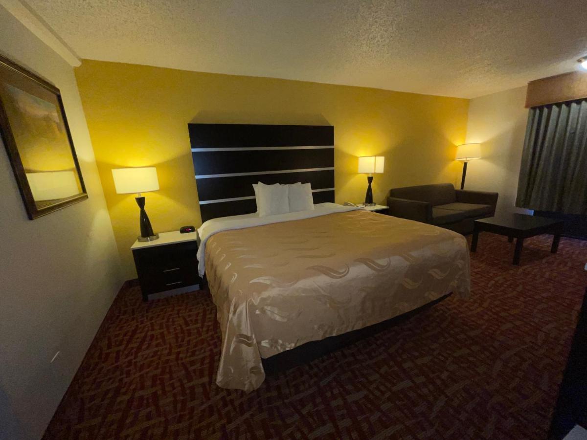 Quality Inn Fort Smith I-540 Экстерьер фото