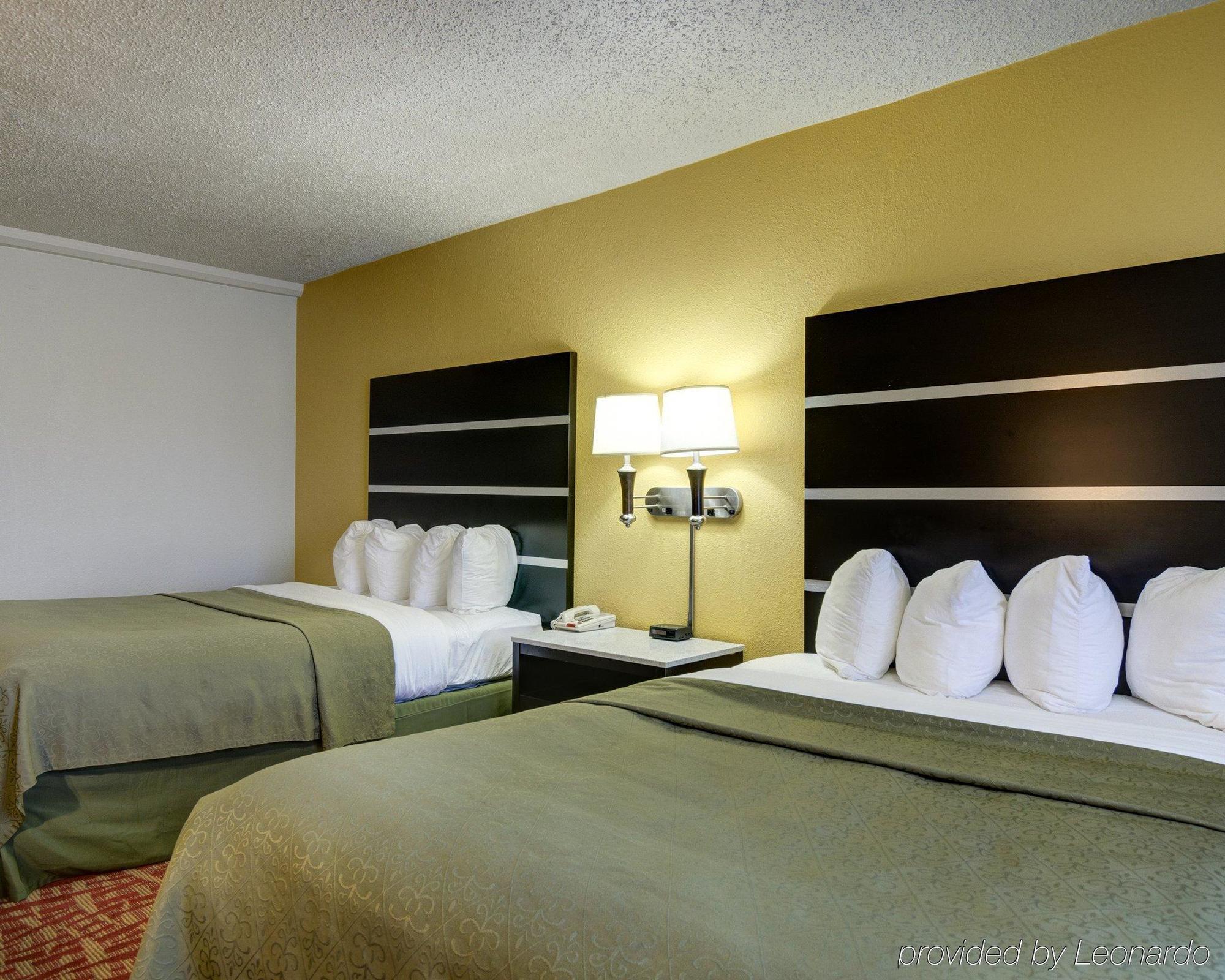 Quality Inn Fort Smith I-540 Экстерьер фото